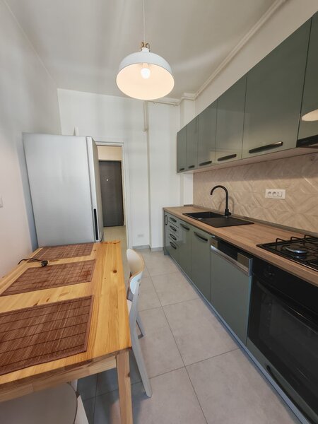 Ilfov Garsoniera superba Deco Residence - Berceni Metrou 5 minute!